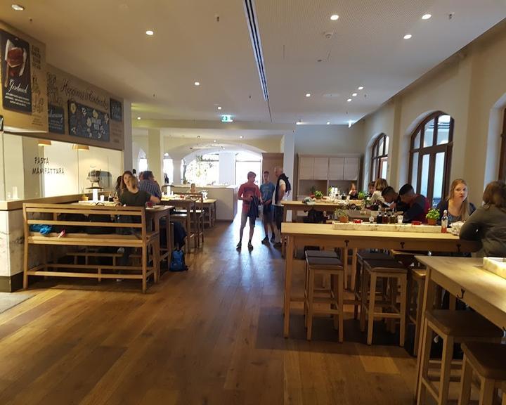 Vapiano Dresden am Neumarkt